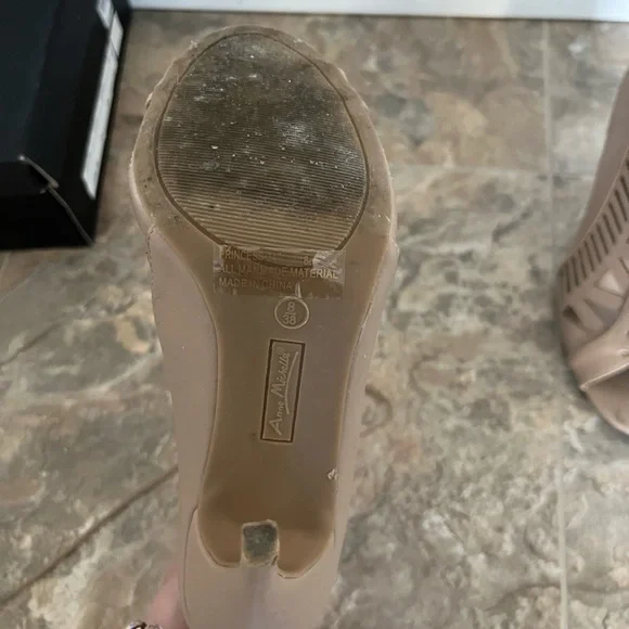 Lace up Ankle High Heels - Picture 2 of 2